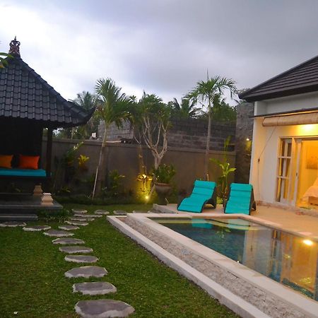 Ratna Villa Ubud Eksteriør billede