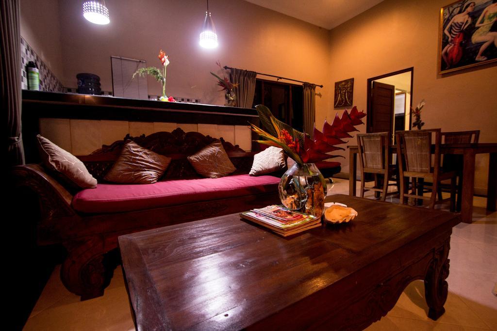 Ratna Villa Ubud Eksteriør billede